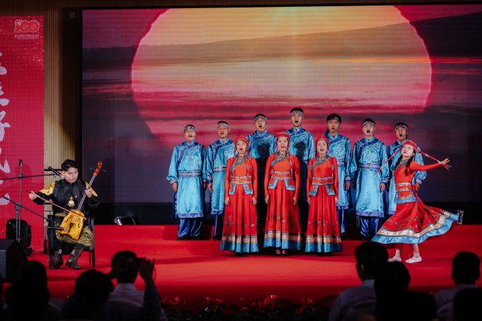 18、《草原上升起不落的太陽》青海分公司